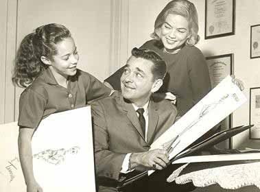 Nia Novella Travilla